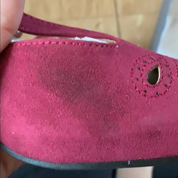Burgundy Heels - Picture 5 of 5